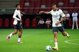 让他们在后 让他们在后